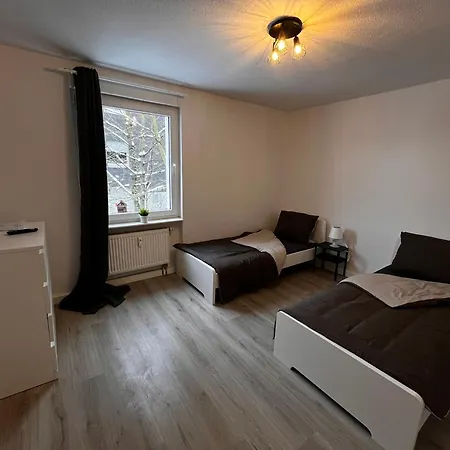 Tolle Monteursunterkunft Fuer 6 Personen Ennepetal